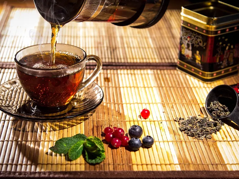 A tin of loose-leaf tea