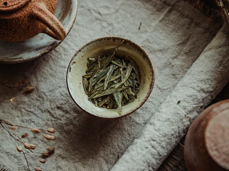 A loose-leaf tea sampler